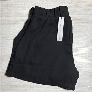 Three eighty two Black Shorts